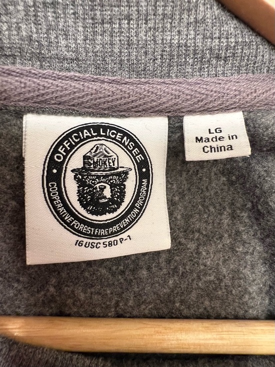 Smokey Bear Sweatshirt - women’s size LG - Picture 3 of 3